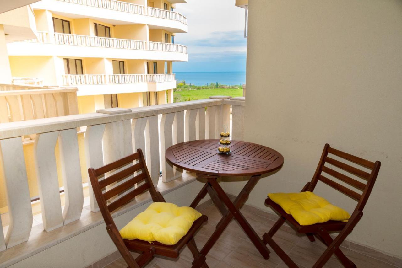 Apartment Elimar Burgas Bagian luar foto